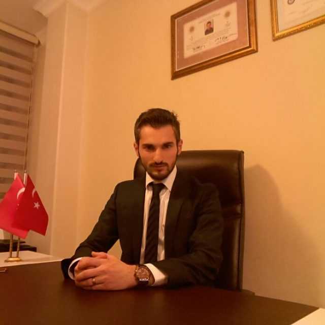 Genç Avukat Selman Aktürk