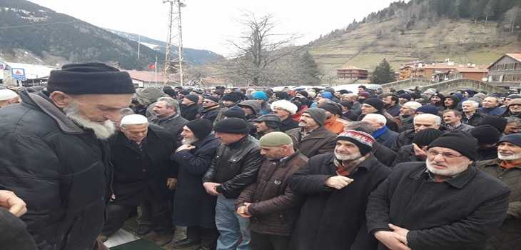 Çaykara bir çınar daha toprağa verildi 2