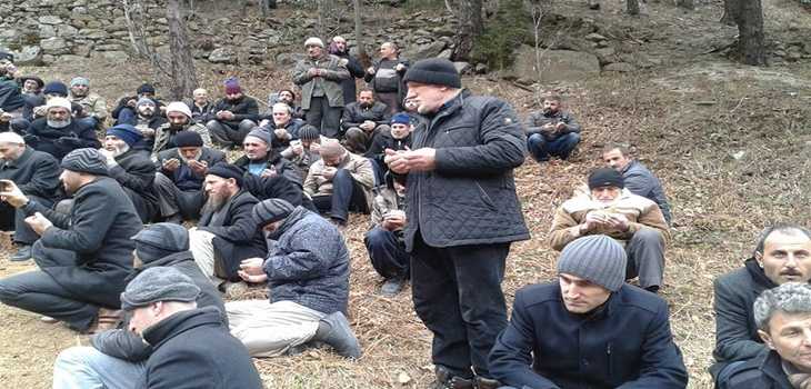 Çaykara bir çınar daha toprağa verildi 1