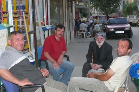 74 Yaşında Hasret Çekiyor 2