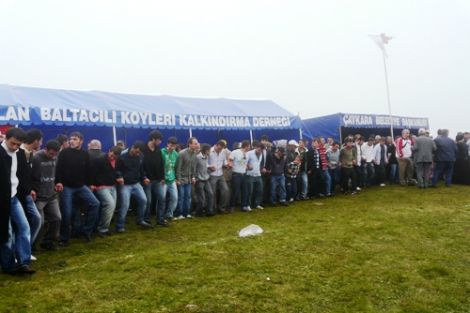 Binlerce Kişi kurtdağını Şenlendirdi