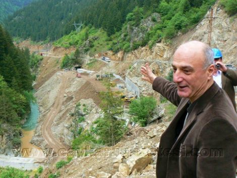 Çaykara'da Çamlıkaya Hes'in Ürettiği Elektrik Kullanılmaya Başlandı 2 Çaykara'da Çamlıkaya Hes'in Ürettiği Elektrik Kullanılmaya Başlandı 2