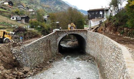 Köknar'a 570.000 TL'lik Köprü 3