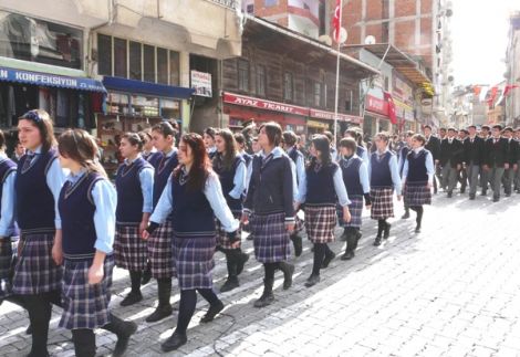 27 Şubat Törenlerle Kutlandı 12 27 Şubat Törenlerle Kutlandı 12