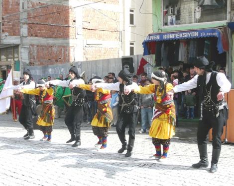 27 Şubat Törenlerle Kutlandı 8 27 Şubat Törenlerle Kutlandı 8