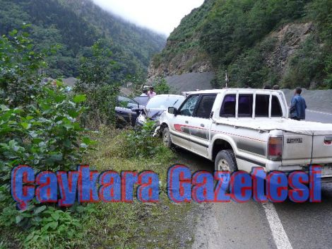 Çaykara Dernekpazarı Yolunda Kaza 2