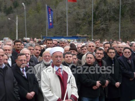 Ali Kemal Hoca Son Yolculuğuna Uğurlandı 4