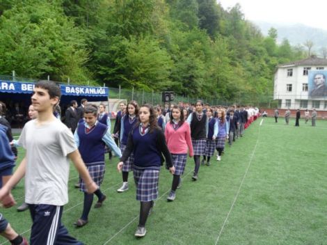 Ondokuz Mayıs'ı Kutladık 9 https://www.caykaragazetesi.com/wp-content/uploads/2011/04/ondokuz-mayis-i-kutladik-9.jpg