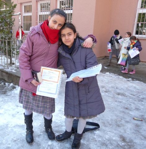 Öğrenciler Karnelerini Aldı 5 Öğrenciler Karnelerini Aldı 5