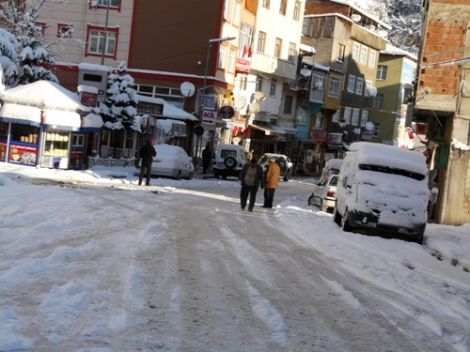 27 Köy Yolu Kapalı, Açma Çalışmaları Başladı 7 27 Köy Yolu Kapalı, Açma Çalışmaları Başladı 7