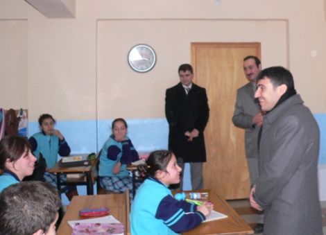 Kaymakam Taşkıran M.Özer İlköğretim Okulunu Ziyaret Etti 2 Kaymakam Taşkıran M.Özer İlköğretim Okulunu Ziyaret Etti 2