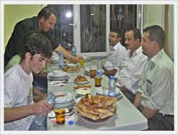Kaymakamdan Öğrencilerle İftar