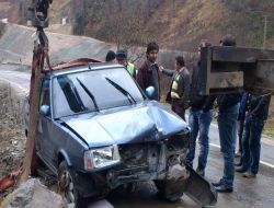 Kabataş Köprüsündeki Kaza Ucuz Atlatıldı