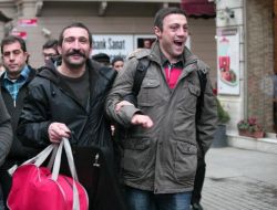 Ahmet Varlı Oyunculuğu İle Büyük Beğeni Alıyor