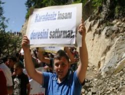 Karaçam Hes’lere Karşı Yürüdü