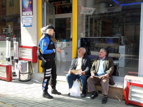 Vatandaşlar Dolandırıcılara Karşı Uyarıldı 2