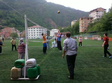 Çaresizlikten Çare Üretmek Buna Denir 3 Çaresizlikten Çare Üretmek Buna Denir 2