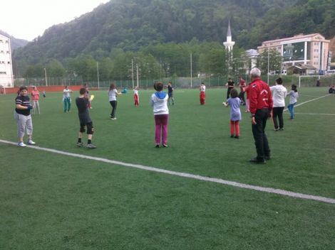 Çaresizlikten Çare Üretmek Buna Denir