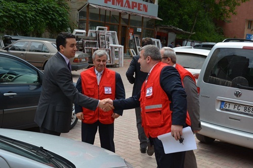 Çaykara Kızılay’dan Hatay’a Yardım Tırı