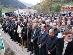 Uzungöl’de Şükrü Özen Toprağa Verildi