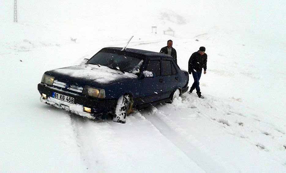 Yaylalar Beyaza Büründü 4 caykara_yayla_kar5