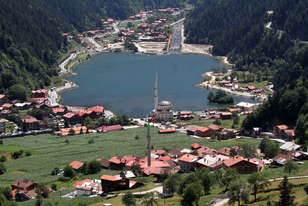 Uzungöl Masaya Yatırıldı 2 uzungol_4 (2)