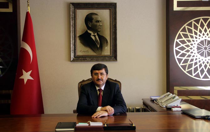 Vali Öz’den Çığ Açıklaması