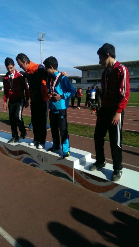 Zeki Bilge Atletizmde de Başarılı 4 Zeki Bilge Atletizmde de Başarılı 4