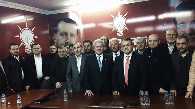 Hanefi Mahitapoğlu Aday Adaylığını Açıkladı