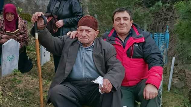 Taşkıran'da Refika Ağırman toprağa verildi. 2 süleyman ağırman