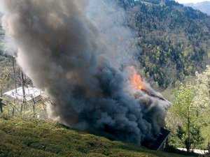 Dernekpazarı’nda yangın