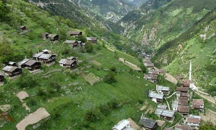 Uzuntarla (Köyü) Mahallesi.