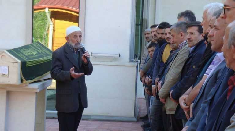 Şahinkaya’dan Cevdet Yazar toprağa verildi