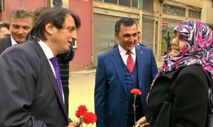 Çaykaralı Ak Parti adayı Zekeriya Birkan Bursa’yı karış karış dolaşıyor
