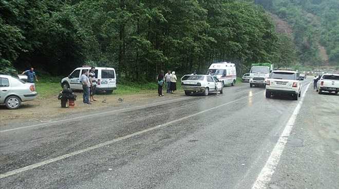 Yine aynı yerde trafik kazası