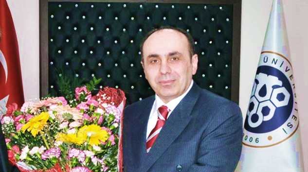 Erzincan Tıp Fakültesi Dekanı Ahmet Kalkan