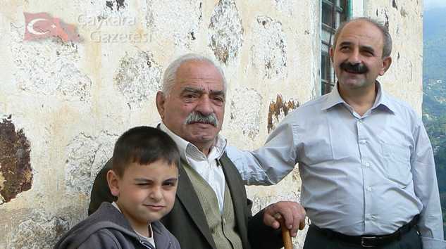 Çaykara esnafından Mahmut Ayaz vefat etti 1 Mahmut-Adnan Ayaz
