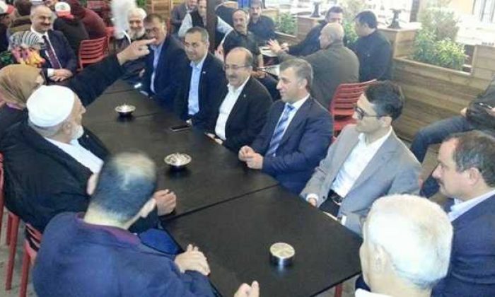 Gümrükçüoğlu Çaykaralılarla oruç açtı
