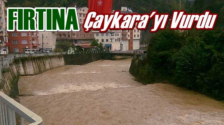 Fırtına Çaykara’da hayatı etkiledi