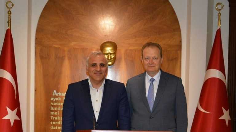 Hemşerimiz Zorluoğlu’ndan Vali Yavuz’a hayırlı olsun ziyareti