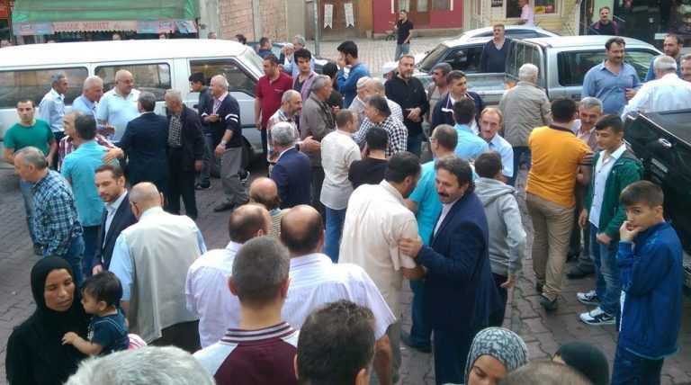 Kurban Bayramı Namazı Kılındı Bayramlaşma yapıldı