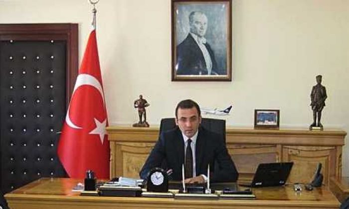 Yenişarbademli Kaymakamı Bülent Şimşek göreve başladı