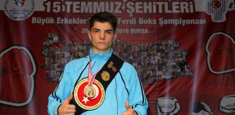 Çaykaralı boksör 15 Temmuz Erkekler Türkiye Boks Şampiyonu