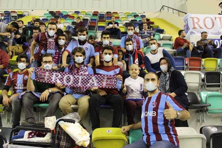 Trabzonspor minik taraftarını kaybetti 9