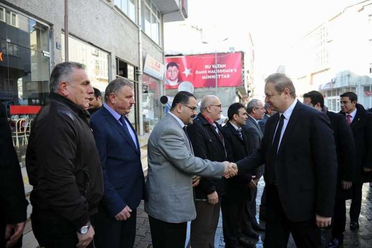 Vali Yavuz Dernekpazarı'nı ziyaret etti 1