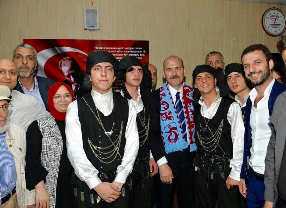 İçişleri Bakanı Süleyman Soylu Kırıkhan'daki Çaykaralılarla buluştu 2