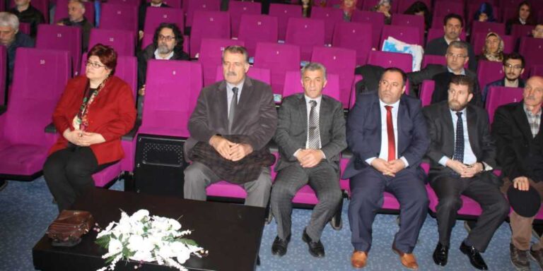 Çay-Der’den sigara paneli