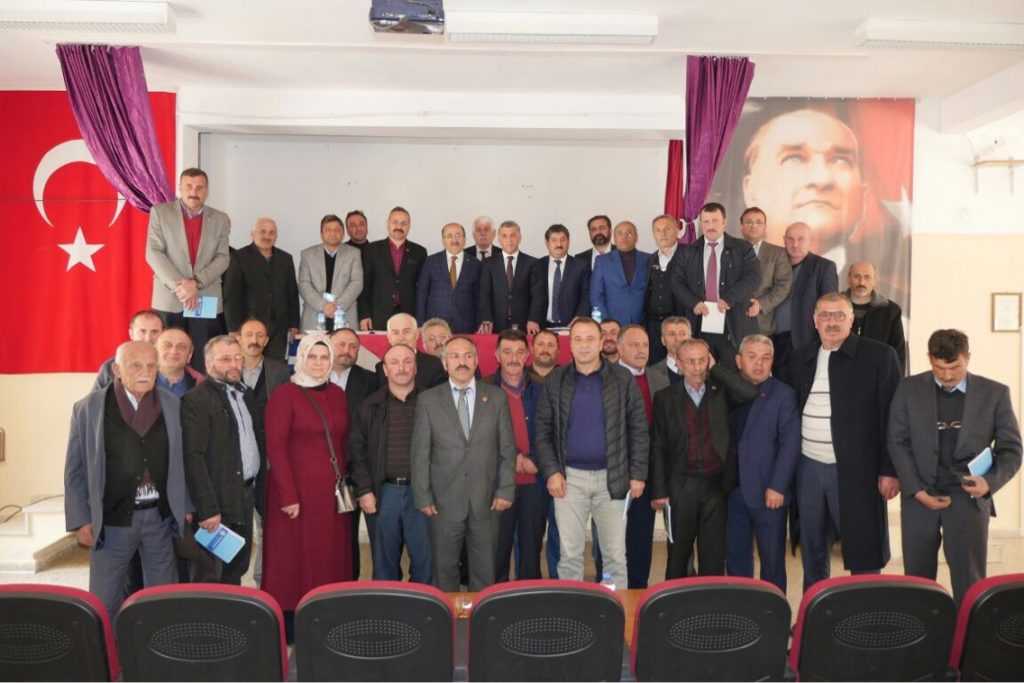 Gümrükçüoğlu Çaykara'da muhtarlarla toplantı yaptı 2