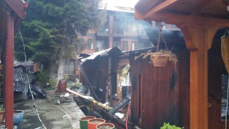 Uzungöl’de İnan Kardeşlerde Yangın