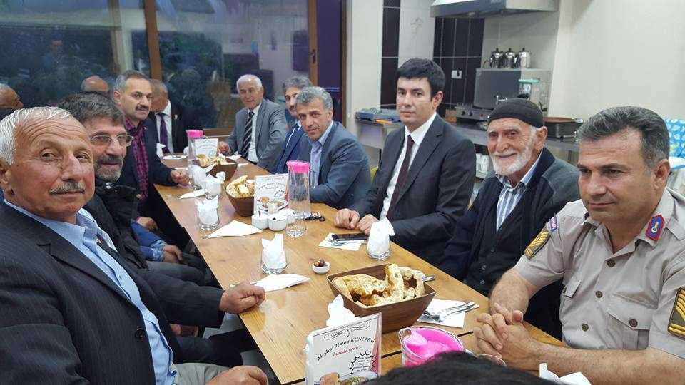 Şehit yakınları ve gaziler iftarda buluştu 1
